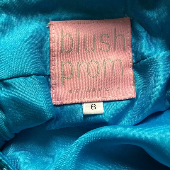 Sequin Prom Dress💙✨ - Picture 7 of 8